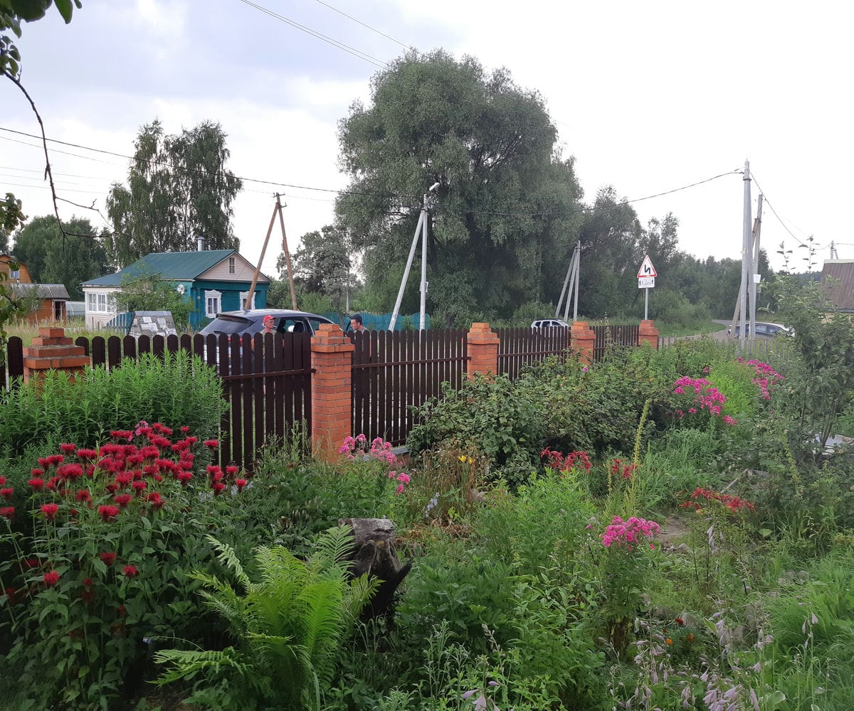 Евроштакетник коричневый в д. Новохаритоново