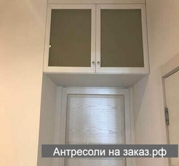 Фотография №41 Антресоль над дверью МДФ рамка (стекло) 