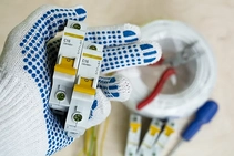 Întrerupătoare automate în Chișinău, Anenii Noi, Moldova – comandă, preț 068791643