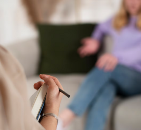 Психологическая поддержка и адаптация