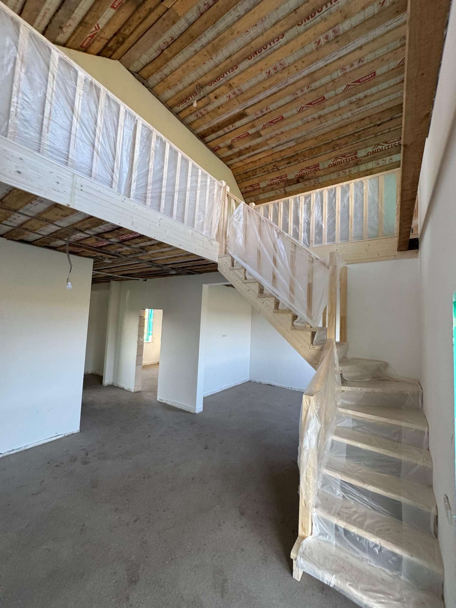 Фотографии лестниц в частном доме в Уфе, Уфимского района выполненной компанией Брент Вуд