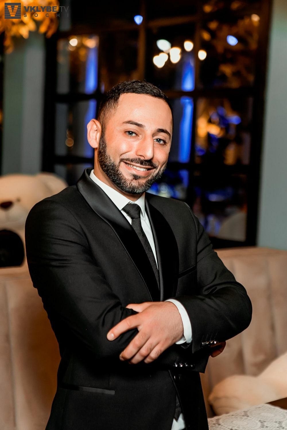 Профессиональный ведущий с самыми теплыми свадебными церемониями