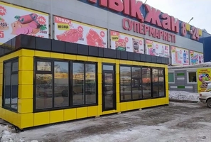 Облицовка фасадов торговых центров фасадными кассетами открытого типа