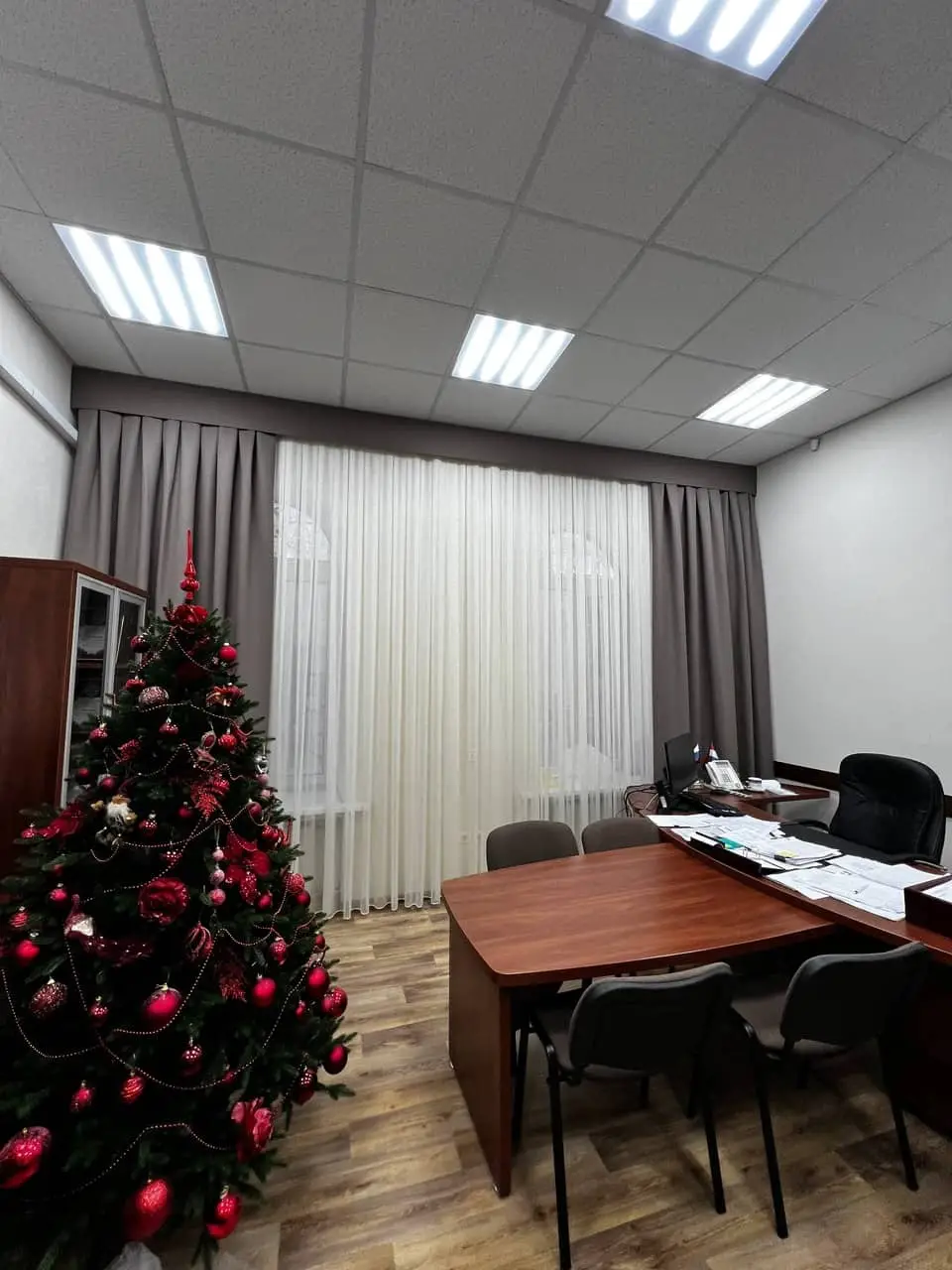 Шторы и тюль для кабинета руководителя