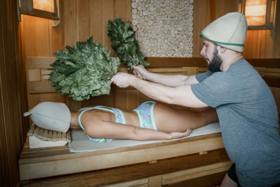 Посетить 5 тематических бань