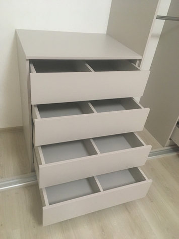 Шкафы-купе "Хай тек купе" на заказ Арт. UG1-77-888-025206