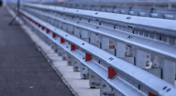 Двусторонние дорожные ограждения "11ДД"