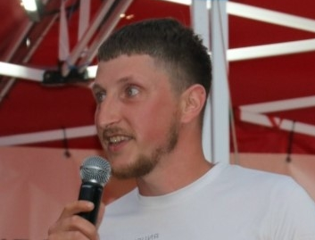 Dr. Hans Müller