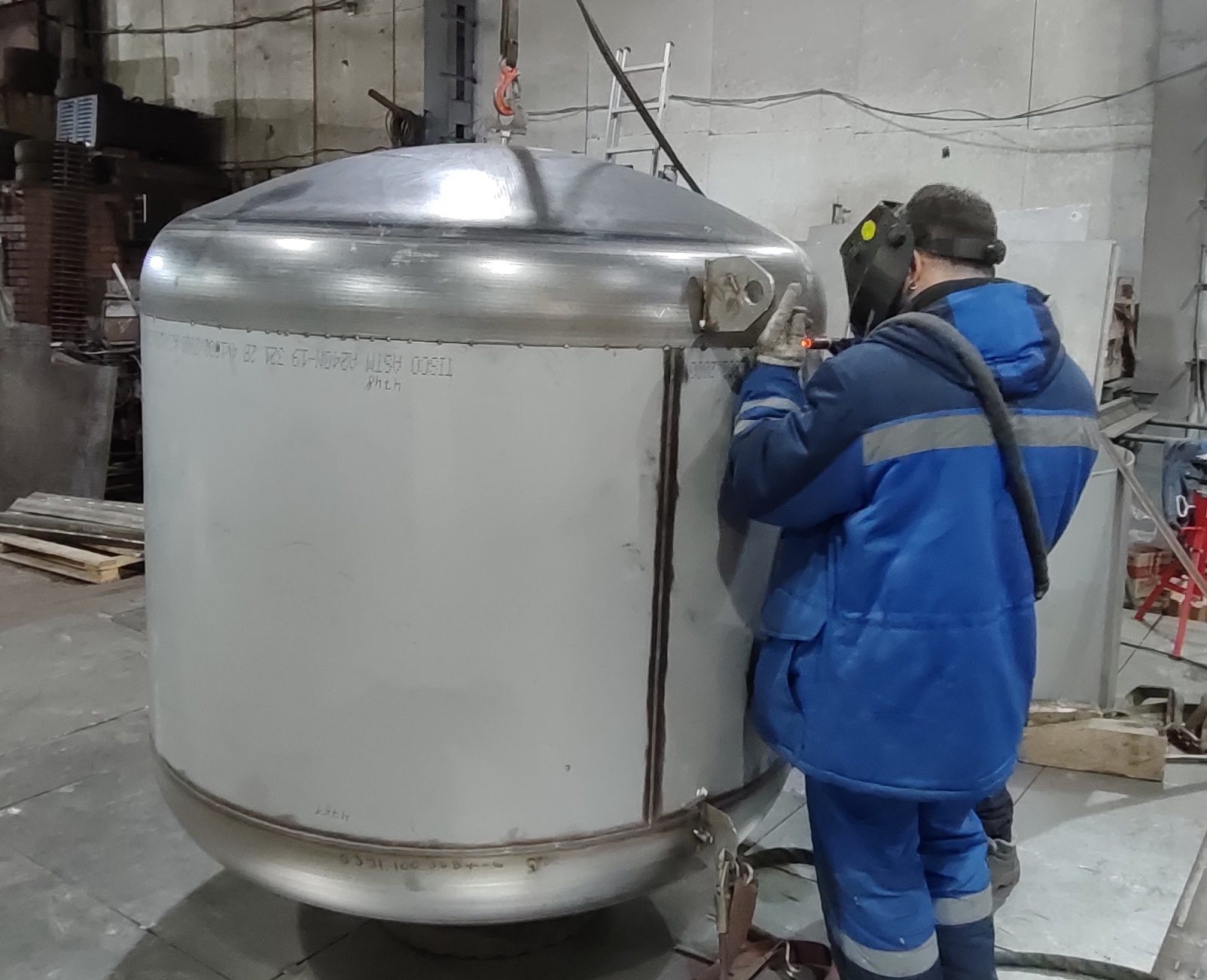 Аккумулирующая емкость V-2,4 м3